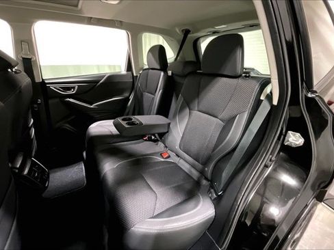 Used 2022 Subaru Forester Premium AWD/4WD image 26