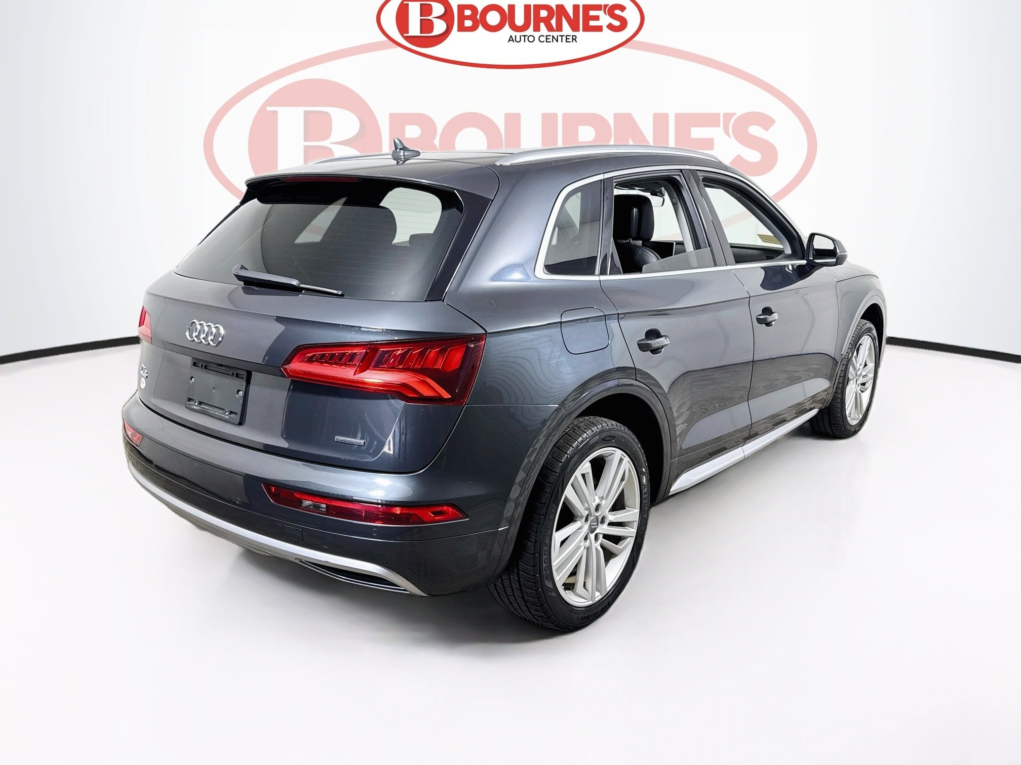 Used 2020 Audi Q5 2.0T Premium Plus w/ Premium Plus Package AWD/4WD image 11
