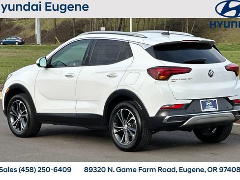 Used 2020 Buick Encore GX Essence w/ Advanced Technology Package image 6