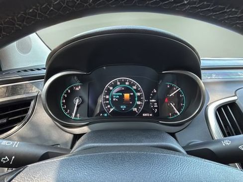 Used 2015 Buick LaCrosse Leather FWD image 15