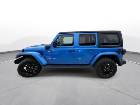 Used 2022 Jeep Wrangler Unlimited Sahara image 9