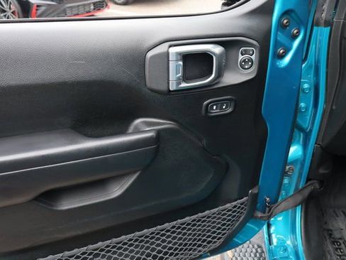 Used 2020 Jeep Wrangler Unlimited Sport S image 10