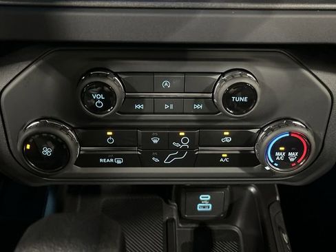 Used 2025 Ford Bronco 4-Door image 20