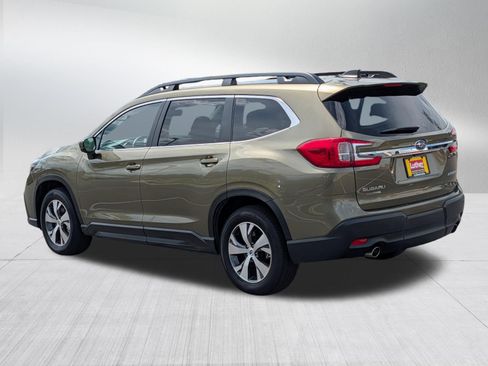 Certified 2025 Subaru Ascent Premium AWD/4WD image 5