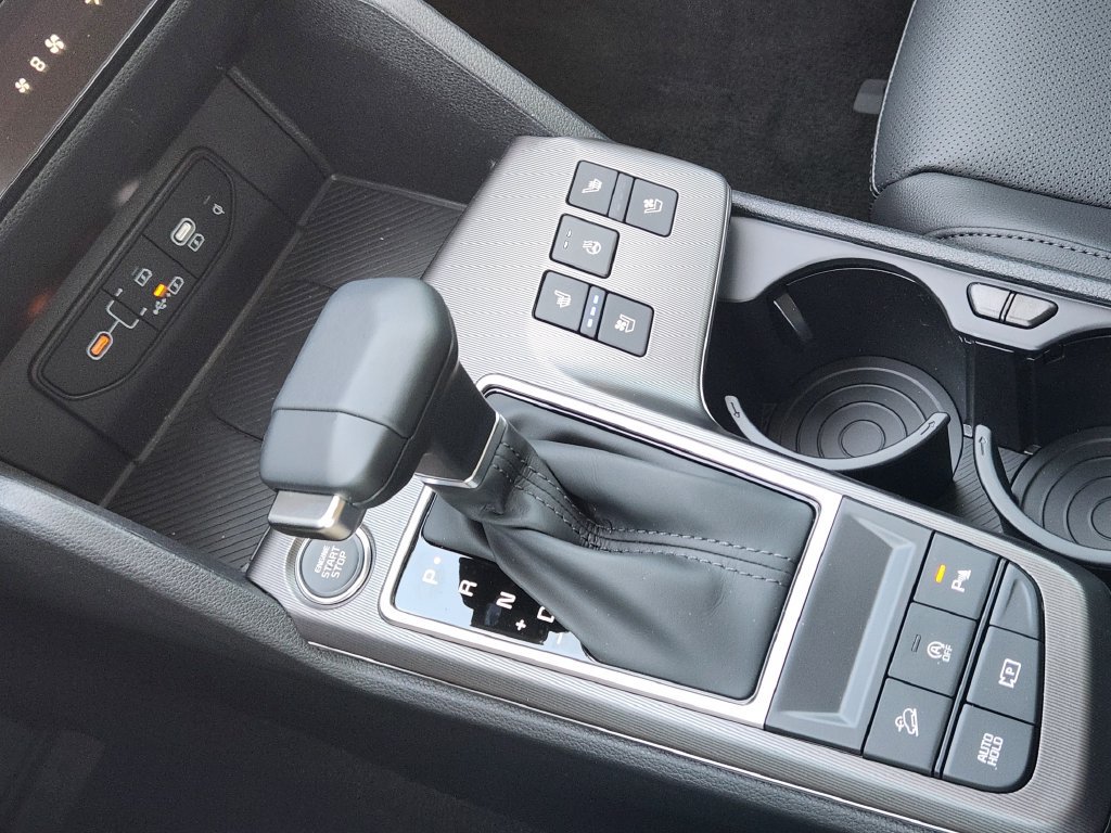 New 2026 Kia Sportage SX FWD image 19