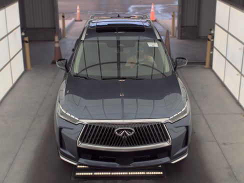 Certified 2026 INFINITI QX60 Luxe w/ Cargo Package FWD image 25