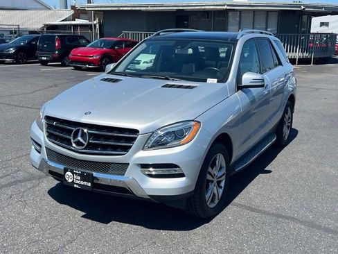 Used 2015 Mercedes-Benz ML 350 4MATIC image 3