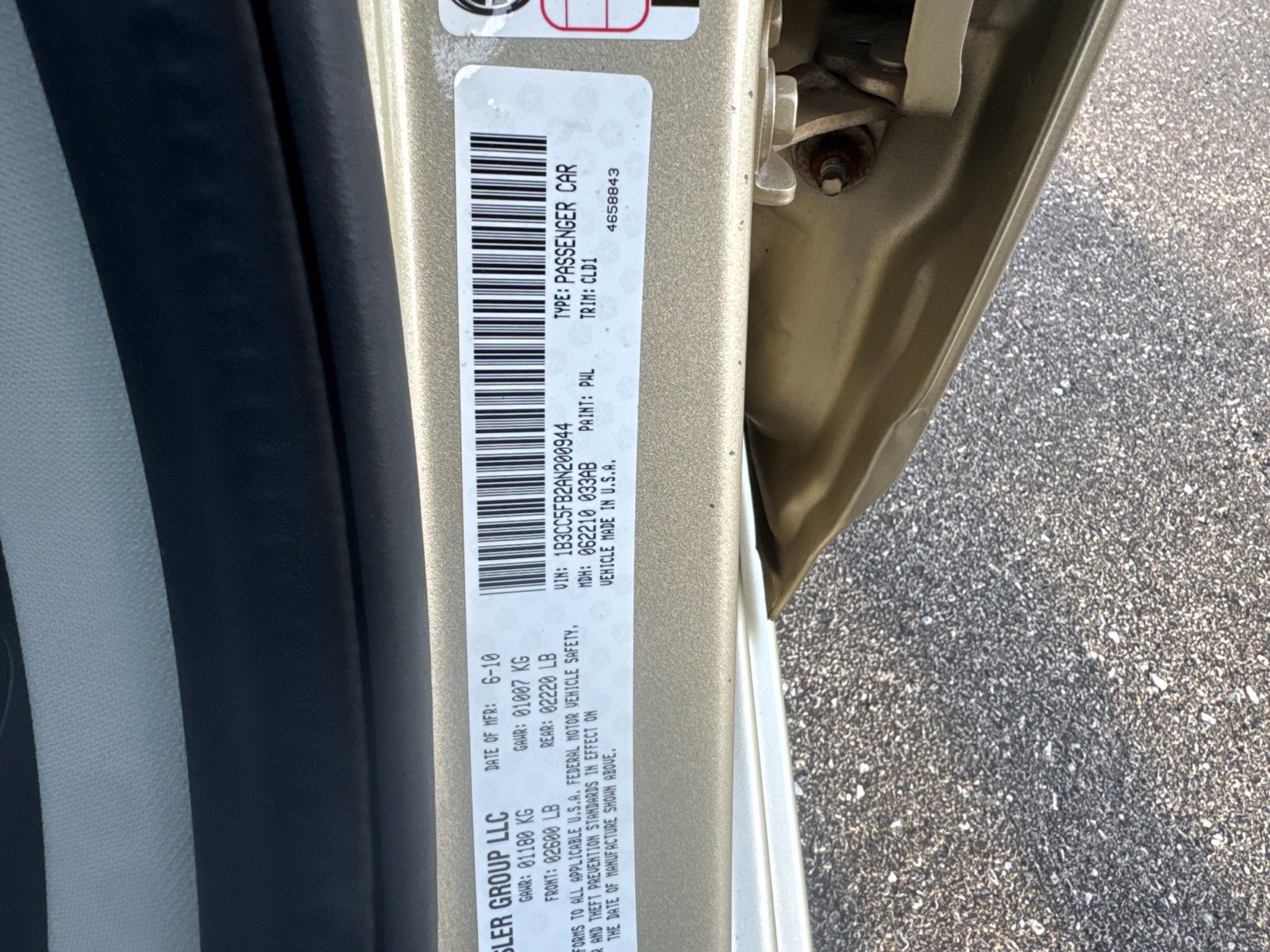 Used 2010 Dodge Avenger R/T FWD image 26