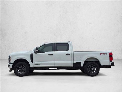 Used 2025 Ford F250 XL w/ STX Appearance Package AWD/4WD image 9