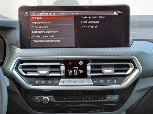 Used 2025 BMW X4 xDrive30i w/ Premium Package AWD/4WD image 16