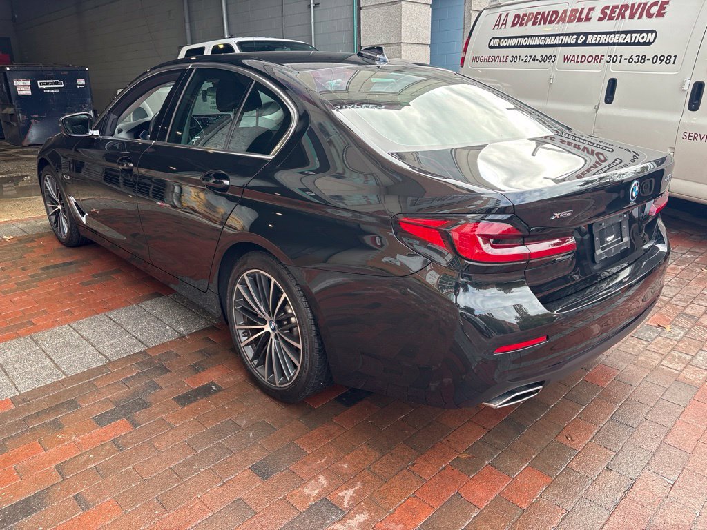 Used 2022 BMW 530e xDrive w/ Convenience Package AWD/4WD image 5