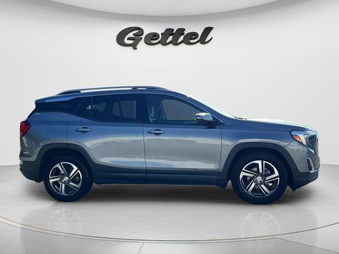 Used 2020 GMC Terrain SLT w/ Preferred Package FWD image 3