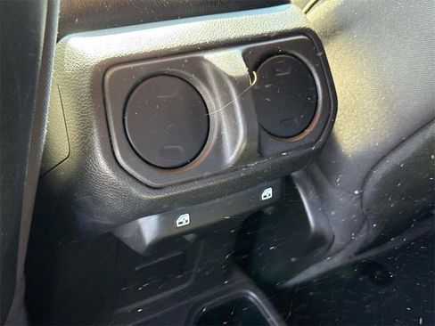 Used 2022 Jeep Gladiator Mojave image 13