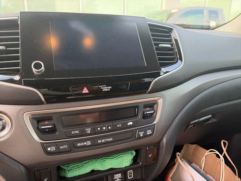 Used 2022 Honda Ridgeline RTL image 9