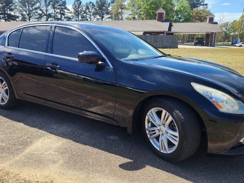 Used 2010 INFINITI G37 Journey w/ Premium Pkg image 6