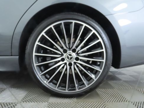 New 2025 Mercedes-Benz C 300 Sedan image 33