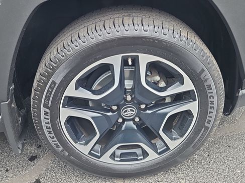 Used 2019 Toyota RAV4 Adventure AWD/4WD image 30