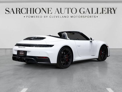 Used 2026 Porsche 911 Carrera 4 GTS AWD/4WD image 18