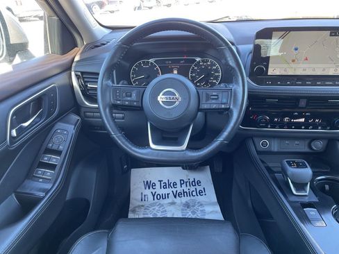 Used 2021 Nissan Rogue SL w/ Premium Package image 12