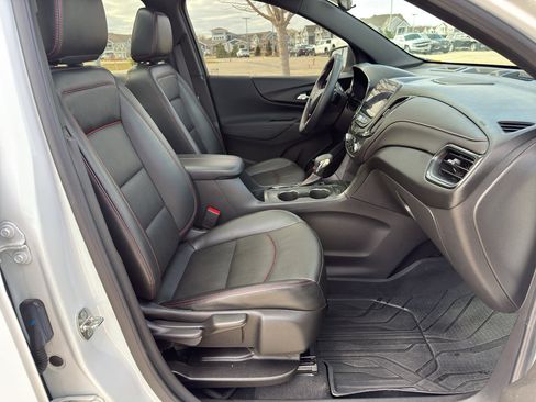 Used 2023 Chevrolet Equinox RS w/ RS Leather Package image 50