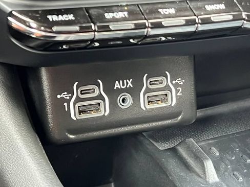 Used 2025 Dodge Durango R/T AWD/4WD image 35