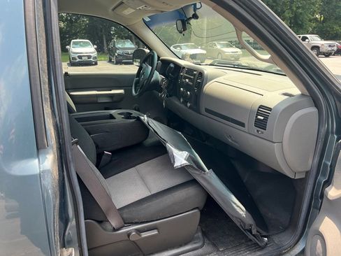 Used 2009 Chevrolet Silverado 1500 W/T RWD image 8