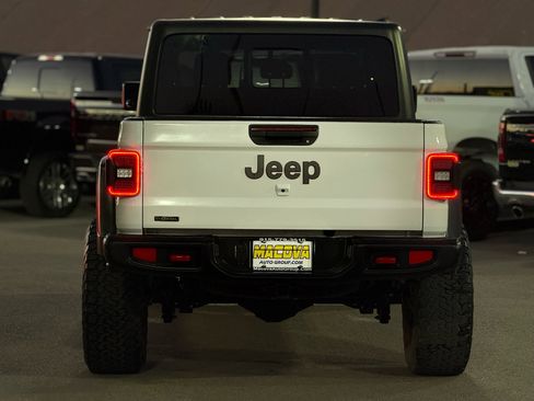 Used 2021 Jeep Gladiator Rubicon image 6