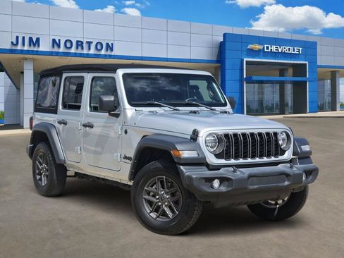Used 2024 Jeep Wrangler Unlimited Sport AWD/4WD image 1