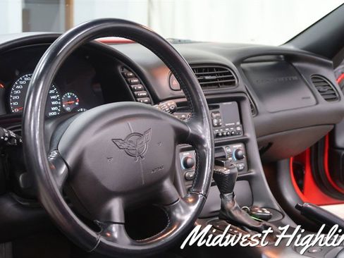 Used 2000 Chevrolet Corvette Convertible w/ Memory Pkg image 20