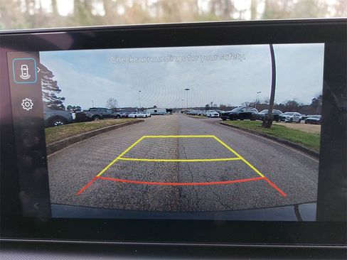 Used 2025 Hyundai Santa Fe SEL image 23