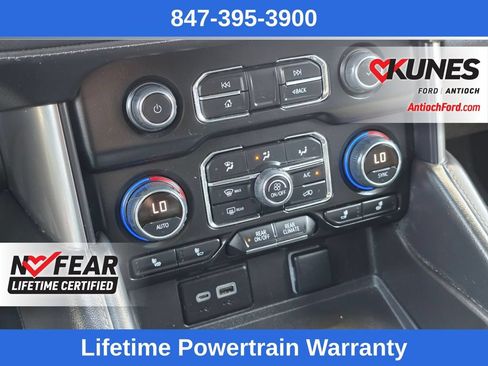 Used 2023 Chevrolet Suburban LT AWD/4WD image 48