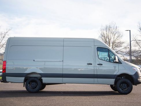 New 2026 Mercedes-Benz Sprinter 2500 image 5