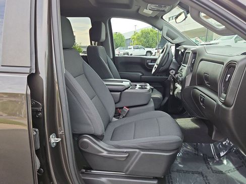 Used 2021 Chevrolet Silverado 1500 Custom RWD image 27