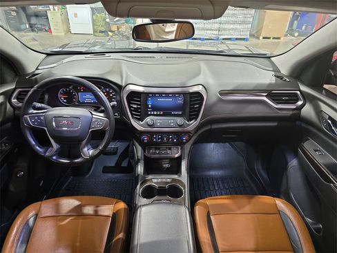 Used 2020 GMC Acadia AT4 w/ Driver Alert Package II image 9
