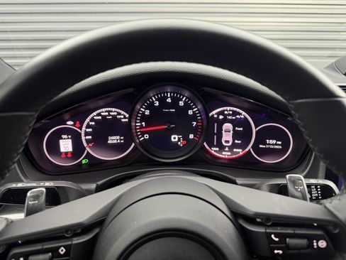 Certified 2023 Porsche Panamera 4 Platinum Edition AWD/4WD image 31