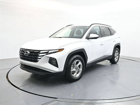 Used 2024 Hyundai Tucson SEL AWD/4WD image 3