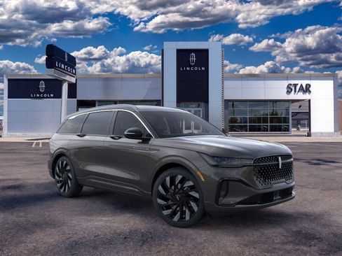 New 2026 Lincoln Nautilus Black Label w/ Jet Appearance Package AWD/4WD image 7