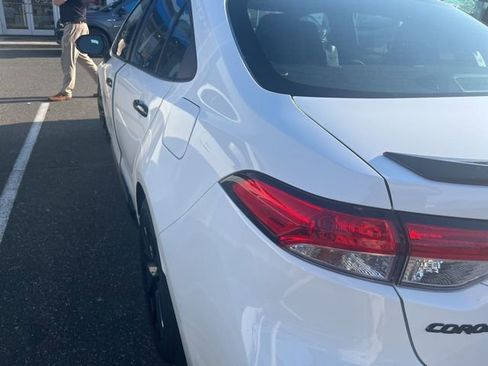 Used 2021 Toyota Corolla SE w/ Carpet Mat Package (TMS) image 3