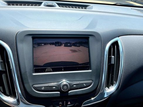 Used 2023 Chevrolet Equinox LT FWD image 21