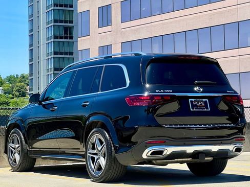Used 2024 Mercedes-Benz GLS 450 4MATIC image 5