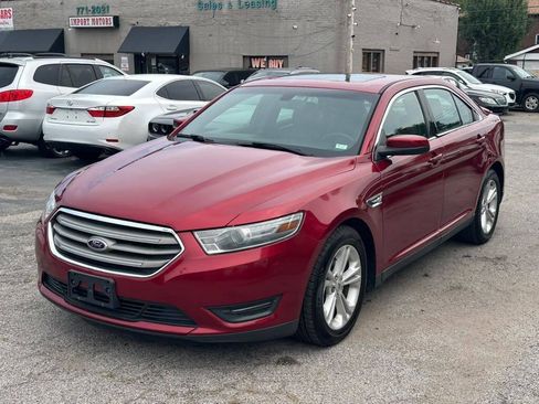 Used 2014 Ford Taurus SEL w/ Equipment Group 201A FWD image 3