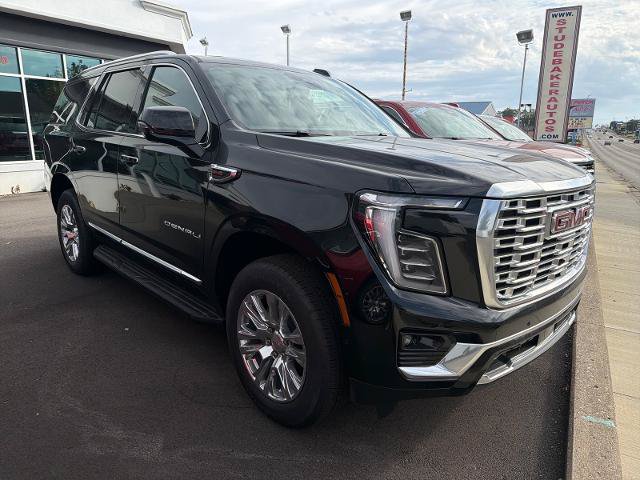 New 2026 GMC Yukon Denali w/ Advanced Technology Package AWD/4WD image 1