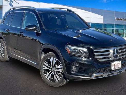 Used 2024 Mercedes-Benz GLB 250 image 11