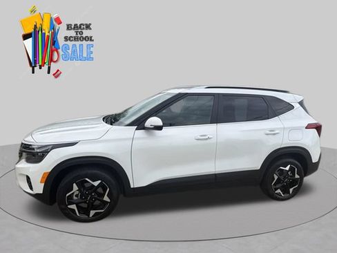 Used 2025 Kia Seltos EX AWD/4WD image 1