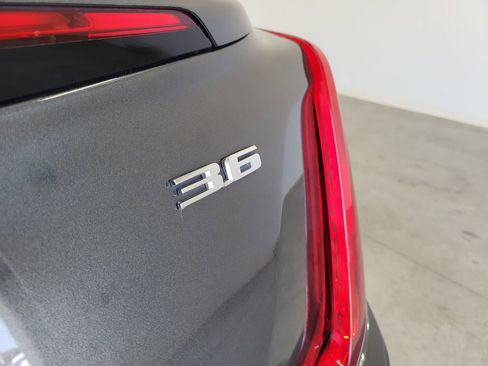 Used 2019 Cadillac XTS Luxury image 8