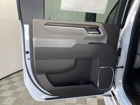 New 2026 GMC Sierra 2500 SLT w/ SLT Premium Package image 26