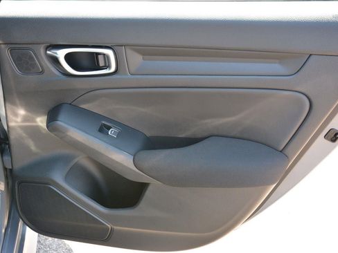 Used 2025 Honda Civic Sport image 17