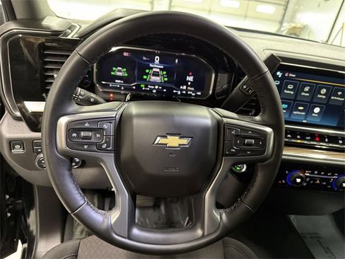 Certified 2025 Chevrolet Silverado 1500 LT w/ Convenience Package II image 30
