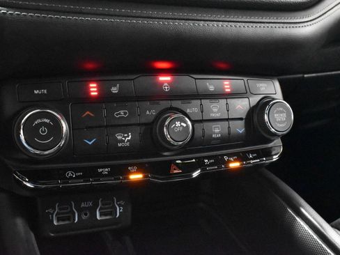 Used 2022 Dodge Durango GT image 21