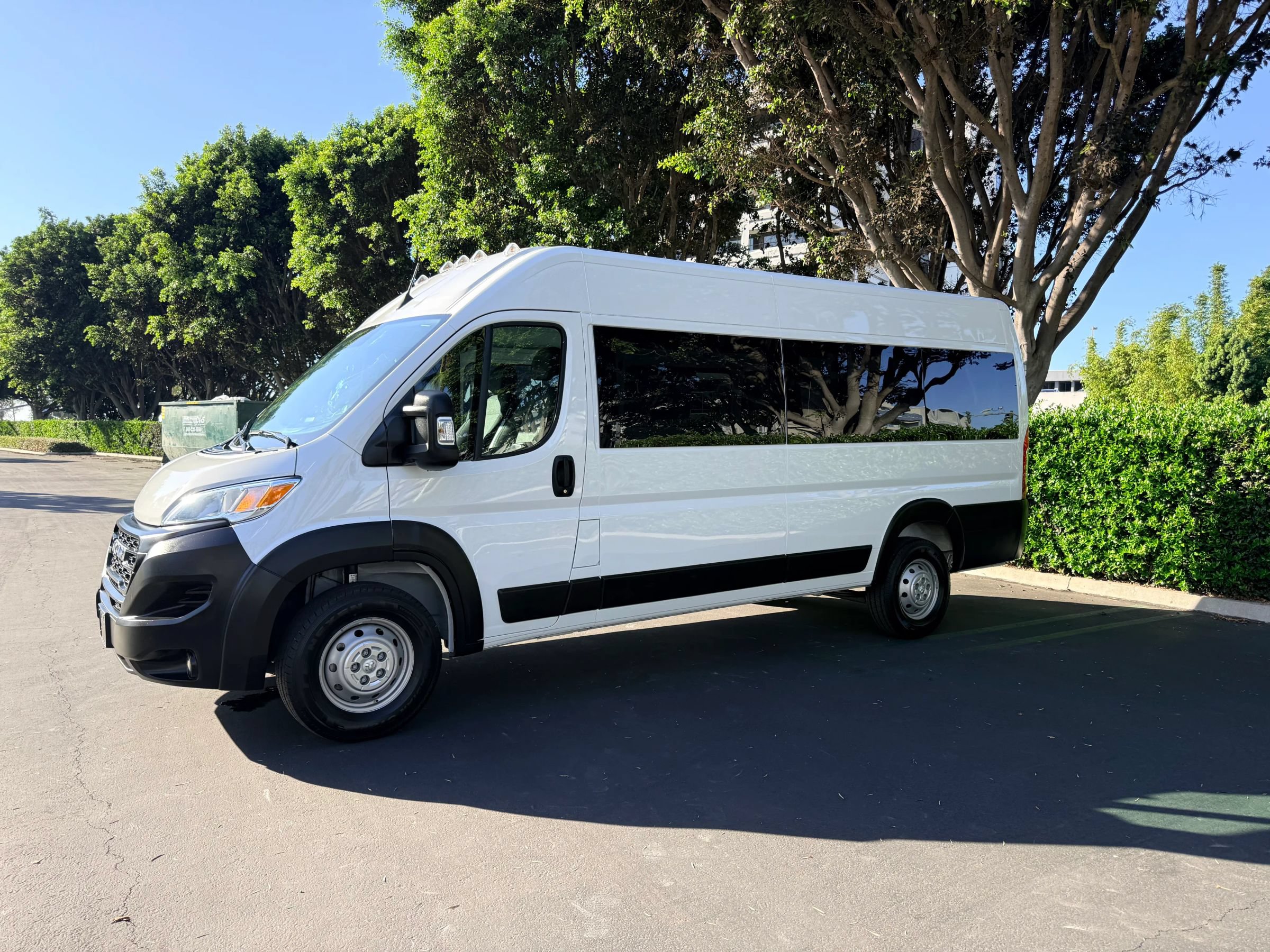 Used 2023 RAM ProMaster 3500 159 High Roof Extended w/ Safety Group FWD image 2